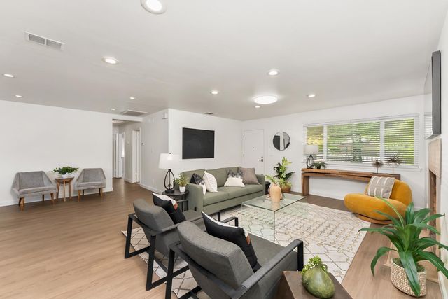 9456 Williamette Way, Sacramento, CA 95826