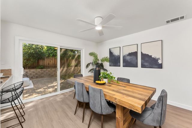 9456 Williamette Way, Sacramento, CA 95826