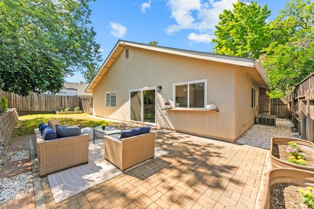 9456 Williamette Way, Sacramento, CA 95826