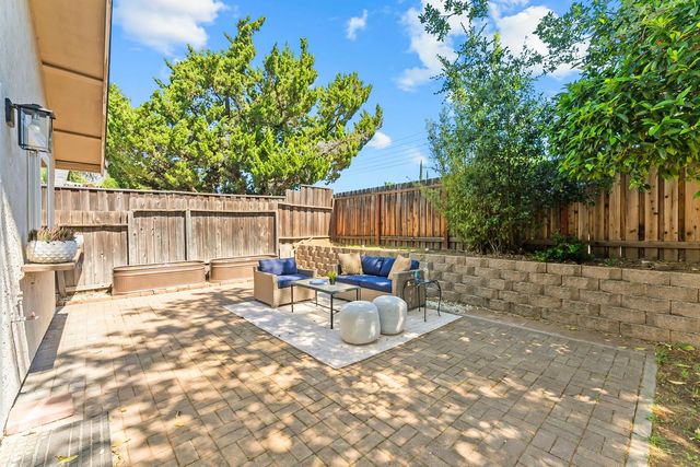 9456 Williamette Way, Sacramento, CA 95826