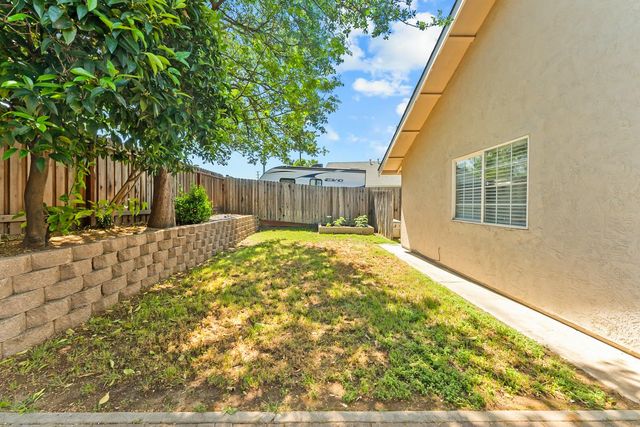 9456 Williamette Way, Sacramento, CA 95826