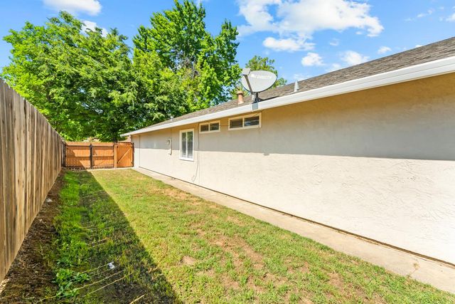 9456 Williamette Way, Sacramento, CA 95826