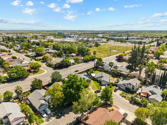 9456 Williamette Way, Sacramento, CA 95826