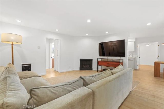 1228 14th Street 103, Santa Monica, CA 90404
