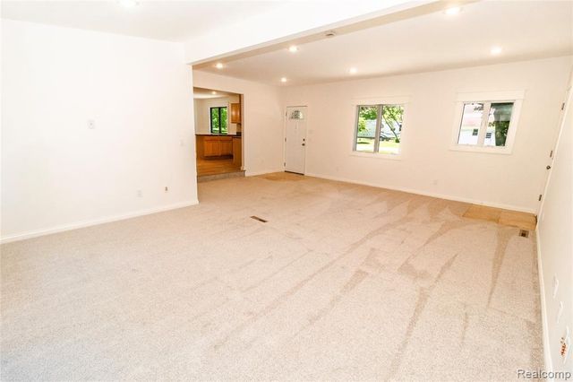 1138 Baldwin Road, Lapeer, MI 48446