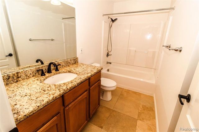 1138 Baldwin Road, Lapeer, MI 48446