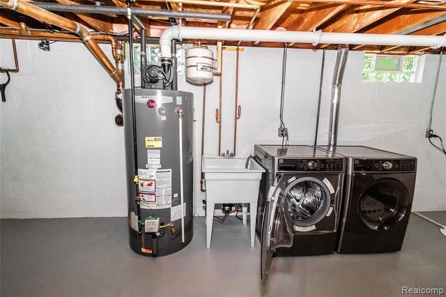 1138 Baldwin Road, Lapeer, MI 48446