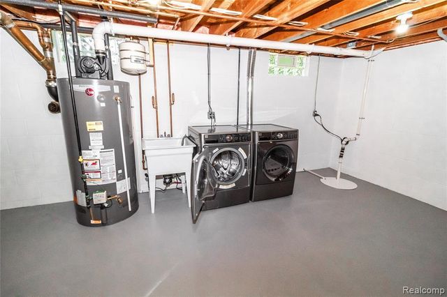 1138 Baldwin Road, Lapeer, MI 48446