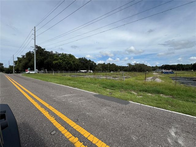 10521 COUNTY ROAD 579, Thonotosassa, FL 33592