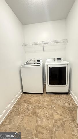 1896 Roxey Lane, Winder, GA 30680