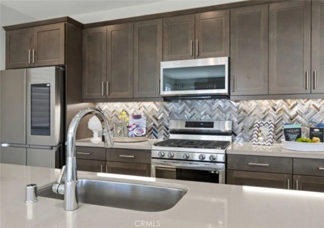 13869 Mesa View Drive, Victorville, CA 92392