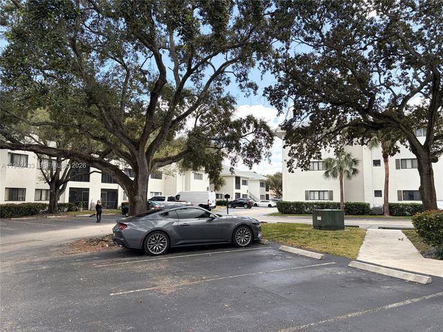 2445 SW 18th Ter 915, Fort Lauderdale, FL 33315