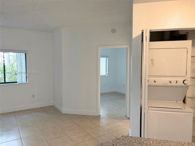 2445 SW 18th Ter 915, Fort Lauderdale, FL 33315