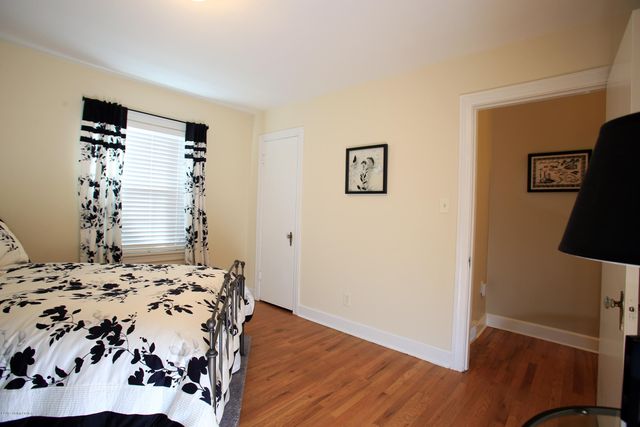 2324 Emerson Ave, Louisville, KY 40205