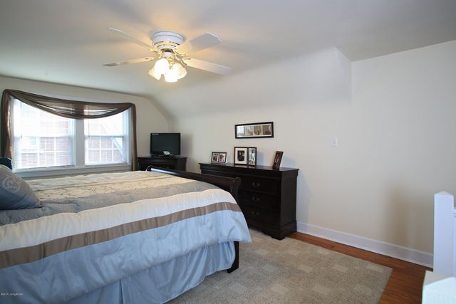 2324 Emerson Ave, Louisville, KY 40205