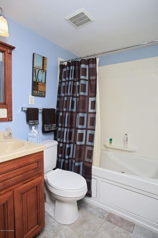 2324 Emerson Ave, Louisville, KY 40205