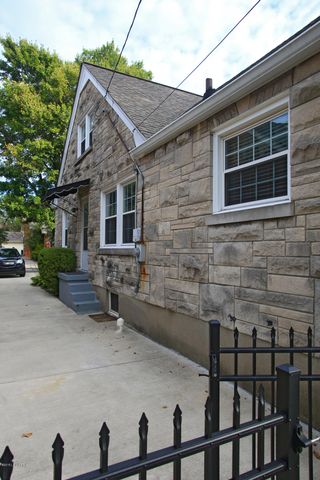 2324 Emerson Ave, Louisville, KY 40205