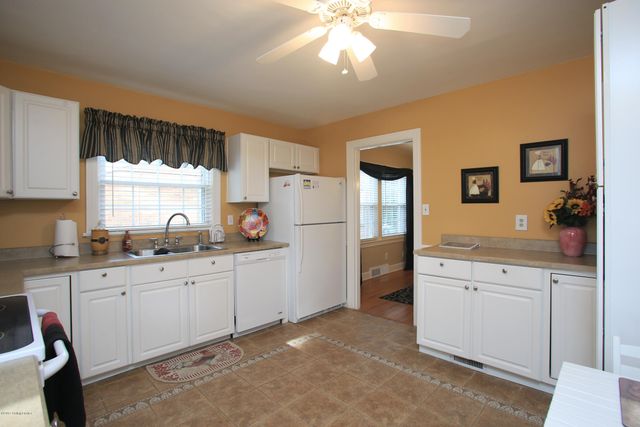 2324 Emerson Ave, Louisville, KY 40205