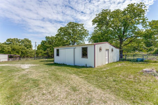 1232 County Road 4371, Decatur, TX 76234