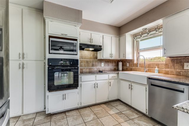 1232 County Road 4371, Decatur, TX 76234