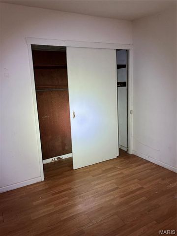 8443 Red Fir Drive, St Louis, MO 63134