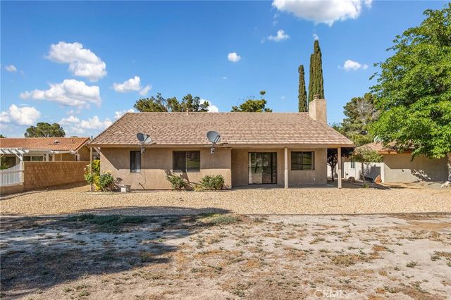 14805 Greenbriar Road, Helendale, CA 92342