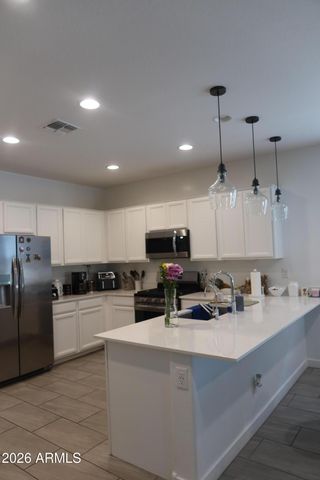 662 S Olympic Drive, Gilbert, AZ 85296