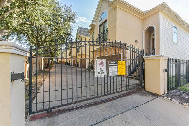 340 Cage Street, Houston, TX 77020