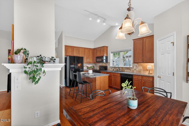 2 Sawmill Lane, Durham, NC 27712