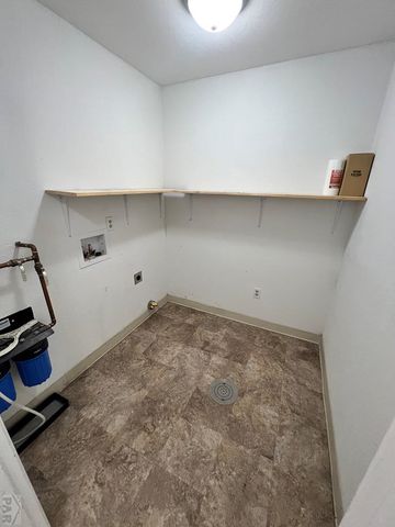 5114 Ute Ct, Colorado City, CO 81019