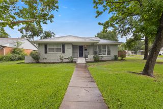 3304 Crest Ridge Drive, Dallas, TX 75228