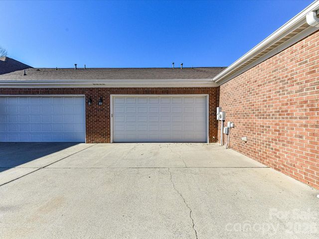 9830 Willow Bark Court, Charlotte, NC 28210