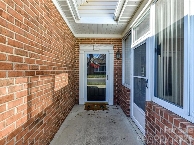 9830 Willow Bark Court, Charlotte, NC 28210