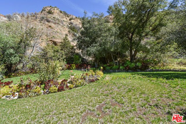 2447 Stonyvale Road, Tujunga (los Angeles), CA 91042