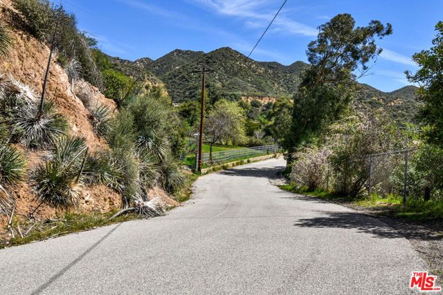2447 Stonyvale Road, Tujunga (los Angeles), CA 91042
