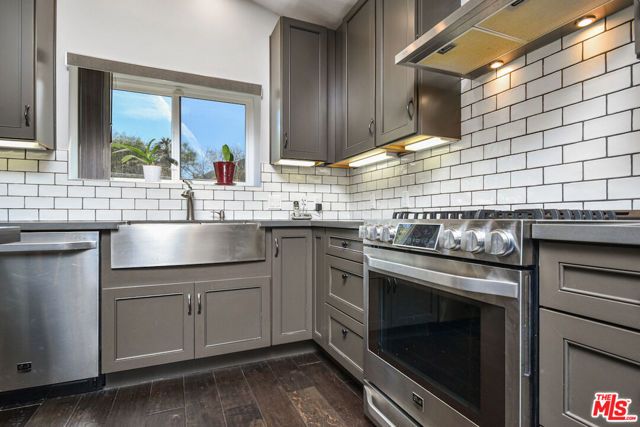 2447 Stonyvale Road, Tujunga (los Angeles), CA 91042