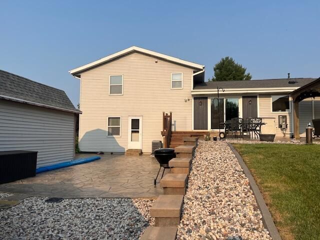 3967 Ernst DRIVE, Hartford, WI 53027