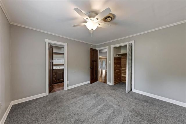 8530 W 86th Terrace, Overland Park, KS 66212