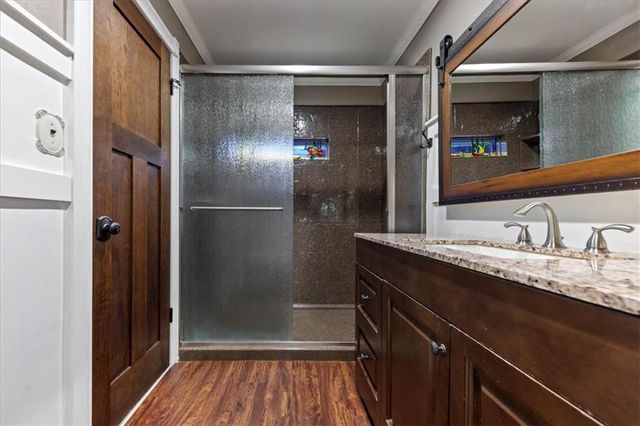 8530 W 86th Terrace, Overland Park, KS 66212