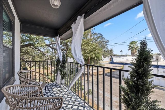 1018 Ebony Avenue, Mcallen, TX 78501