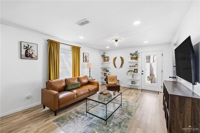 1018 Ebony Avenue, Mcallen, TX 78501