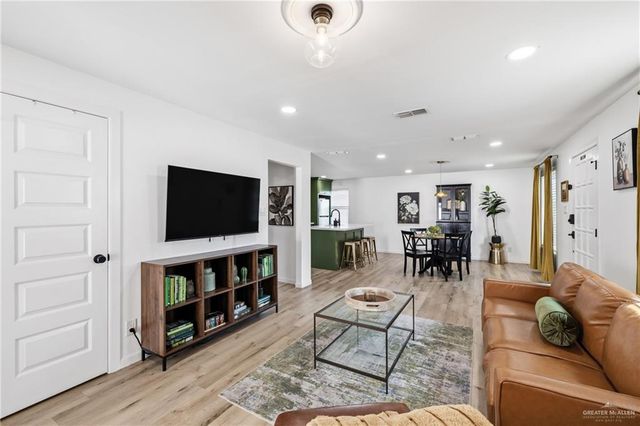 1018 Ebony Avenue, Mcallen, TX 78501