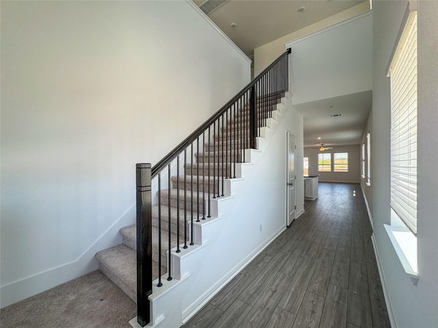 119 Jake Pine DR, Buda, TX 78610