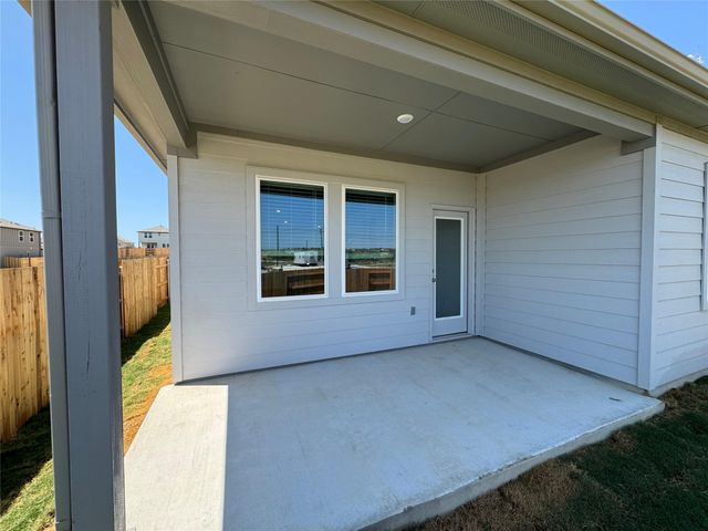 119 Jake Pine DR, Buda, TX 78610