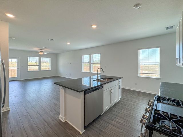 119 Jake Pine DR, Buda, TX 78610