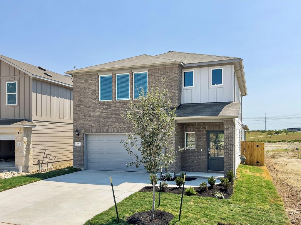 119 Jake Pine DR, Buda, TX 78610