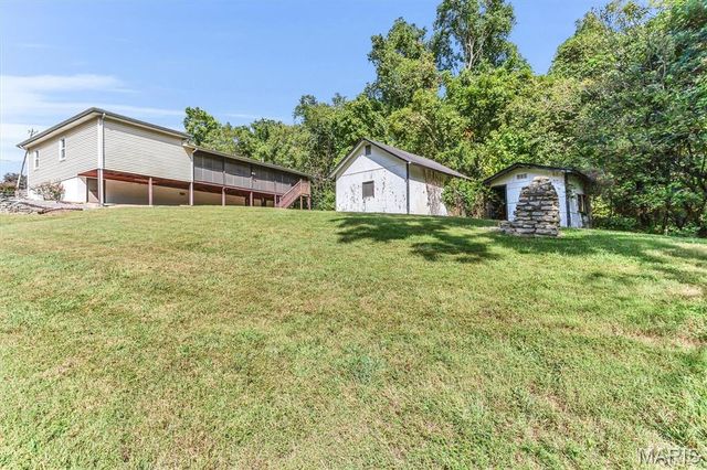 16200 Old Jamestown Road, Florissant, MO 63034