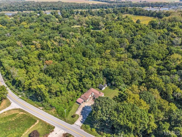 16200 Old Jamestown Road, Florissant, MO 63034