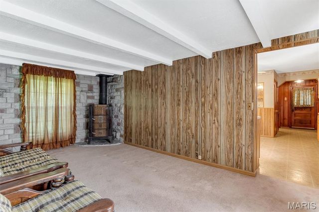 16200 Old Jamestown Road, Florissant, MO 63034