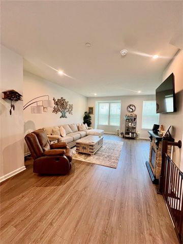 212 Amon St, Cranberry Twp, PA 16066